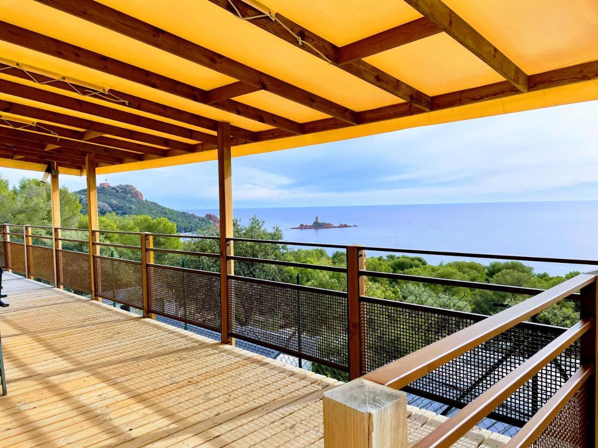Blue Horizon Hotel Saint-Raphaël Екстериор снимка